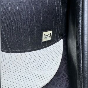 🔥 ONE OF FEW MELIN HAT🔥